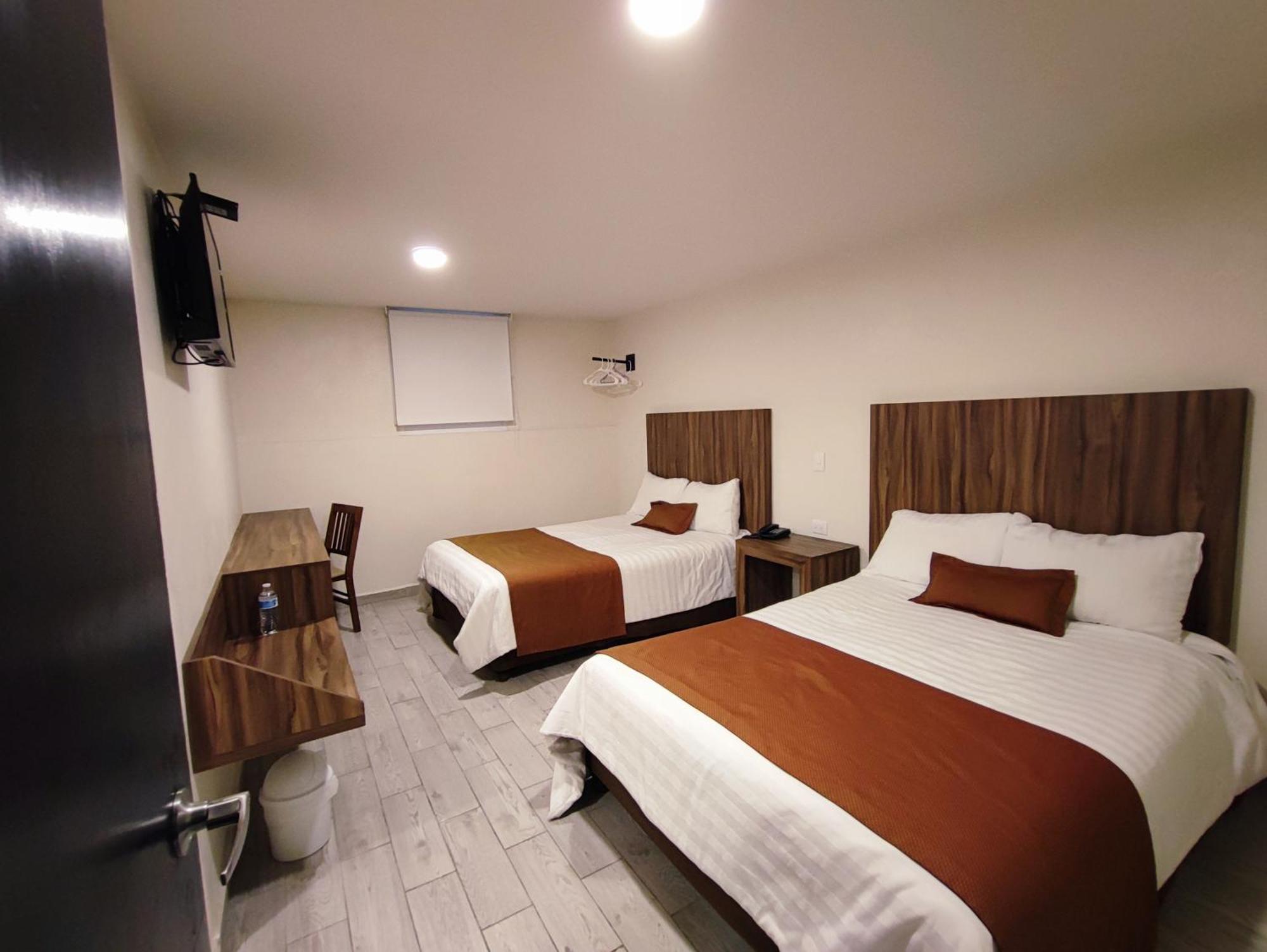 Hotel Plaza Morelos トルーカ エクステリア 写真