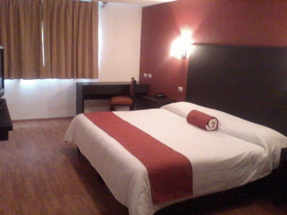 Hotel Plaza Morelos トルーカ エクステリア 写真